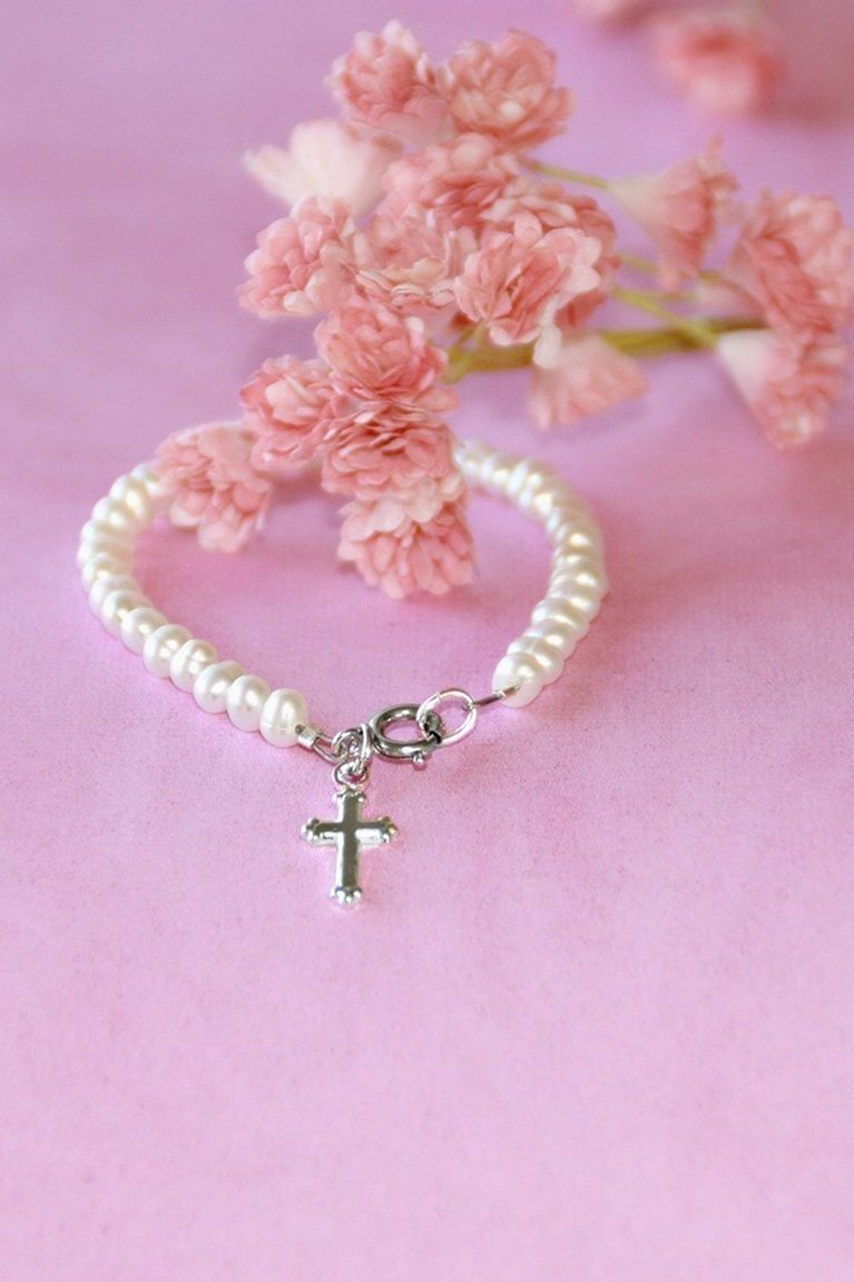 Molly B London Child's Sterling Silver Cross Bracelet for Baptism,  Quinceañera and First Communion Gifts - Walmart.com