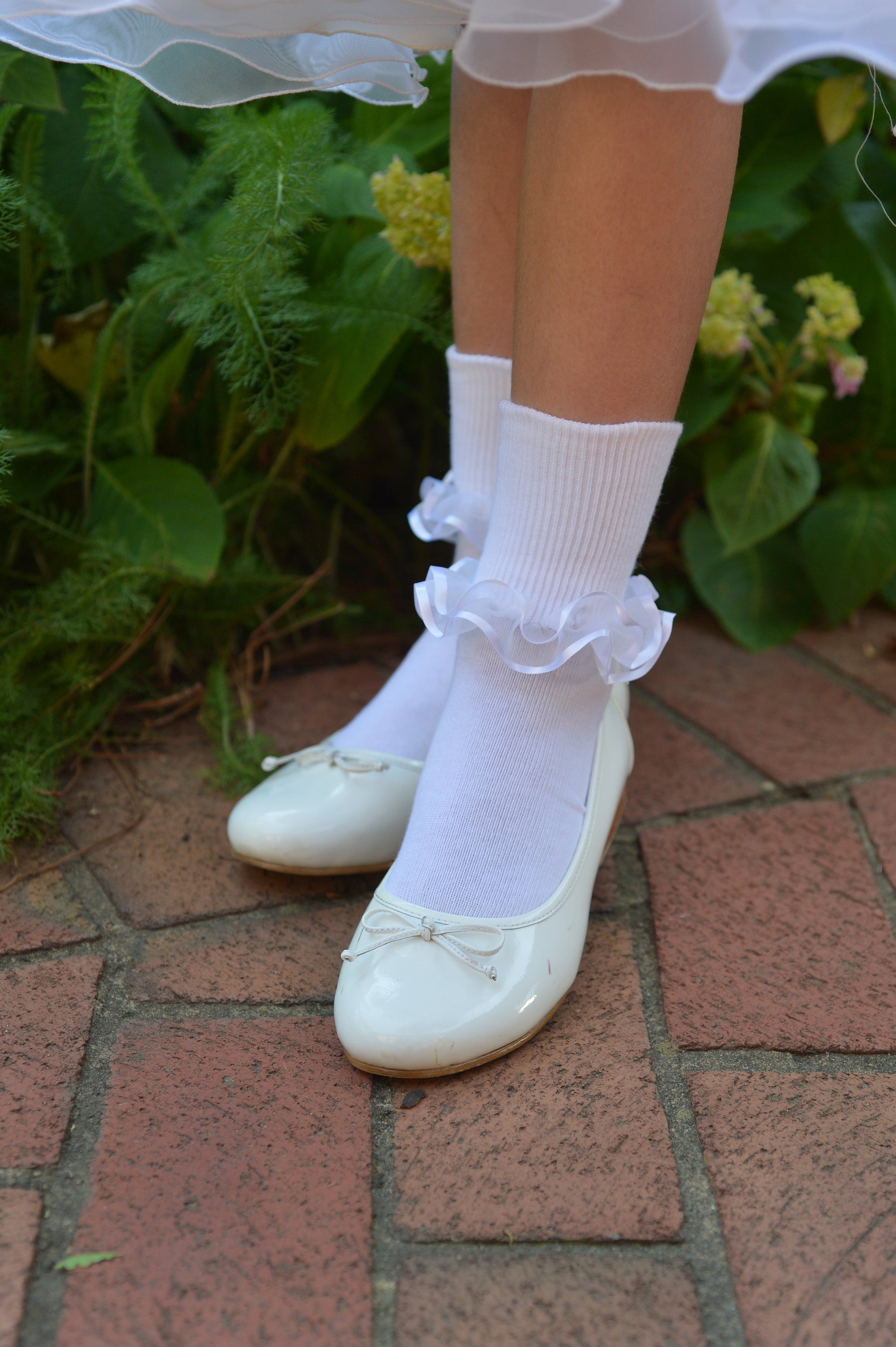 Girls White Lace Dress Socks w/ Satin ribbon trim Baptism Flower Girl –  Strasburg Children